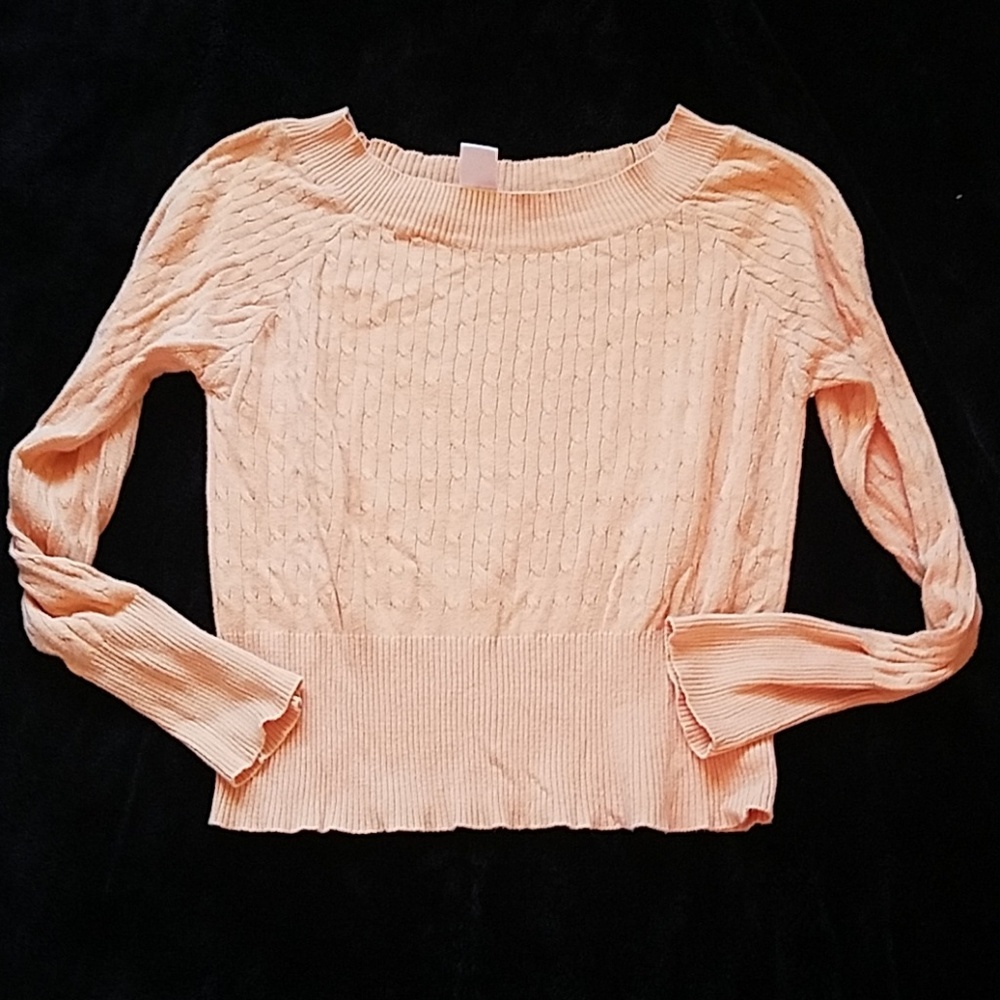 Nine & company peach colored light weight …